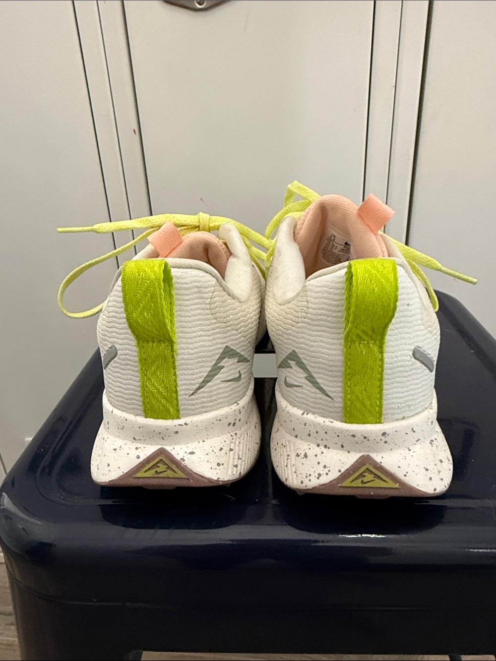 Nike Trail - Picture 3 of 4